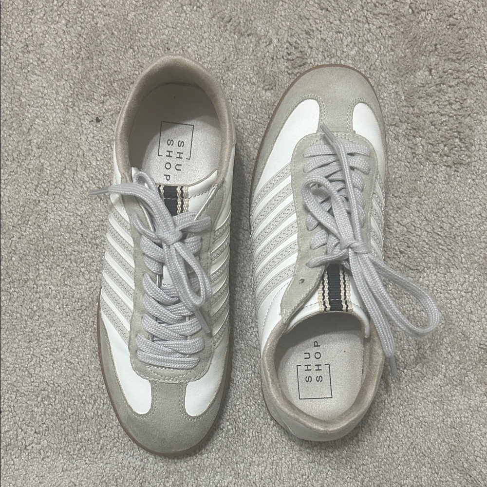 White and Beige Retro Lace-Up Sneakers
